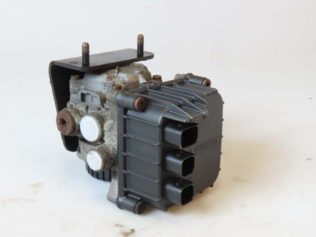 Derde as EBS modulator DAF