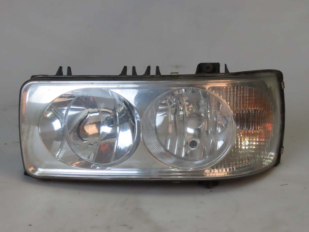 Koplamp Li. DAF CF